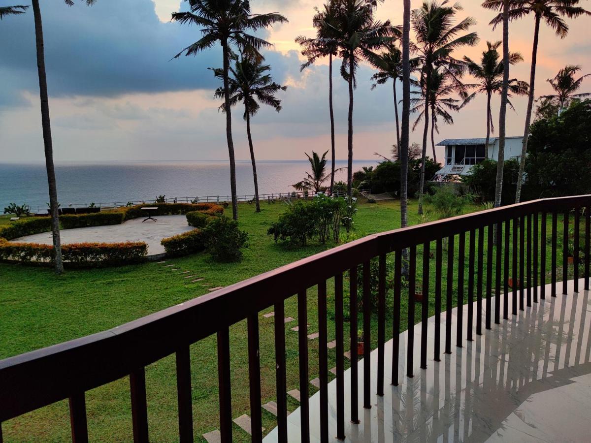 Pura Vida Varkala Exterior photo