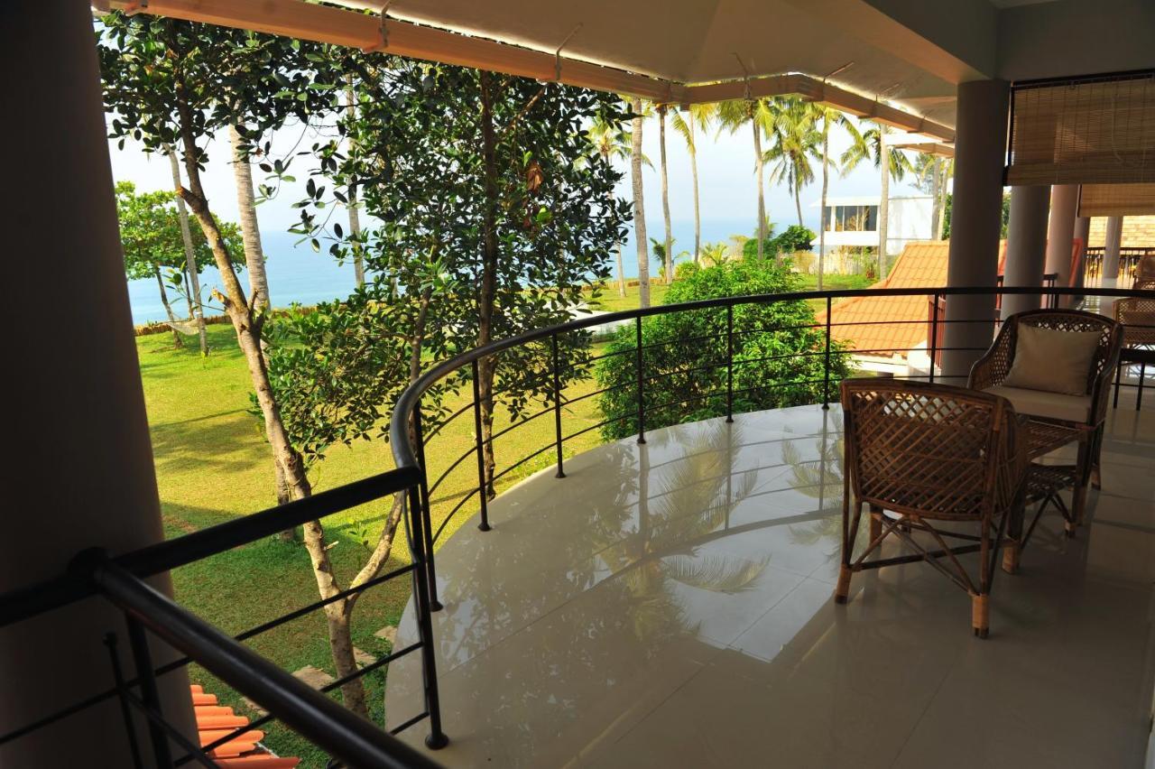 Pura Vida Varkala Exterior photo